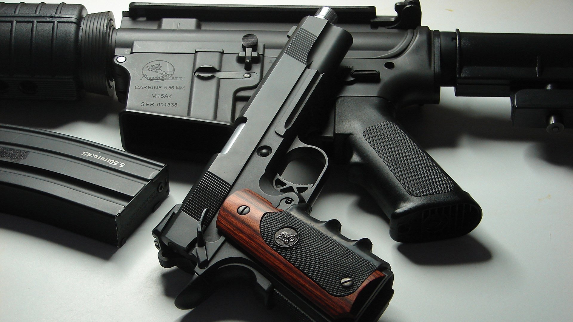 爱游戏-阿克，战火与草皮的救赎