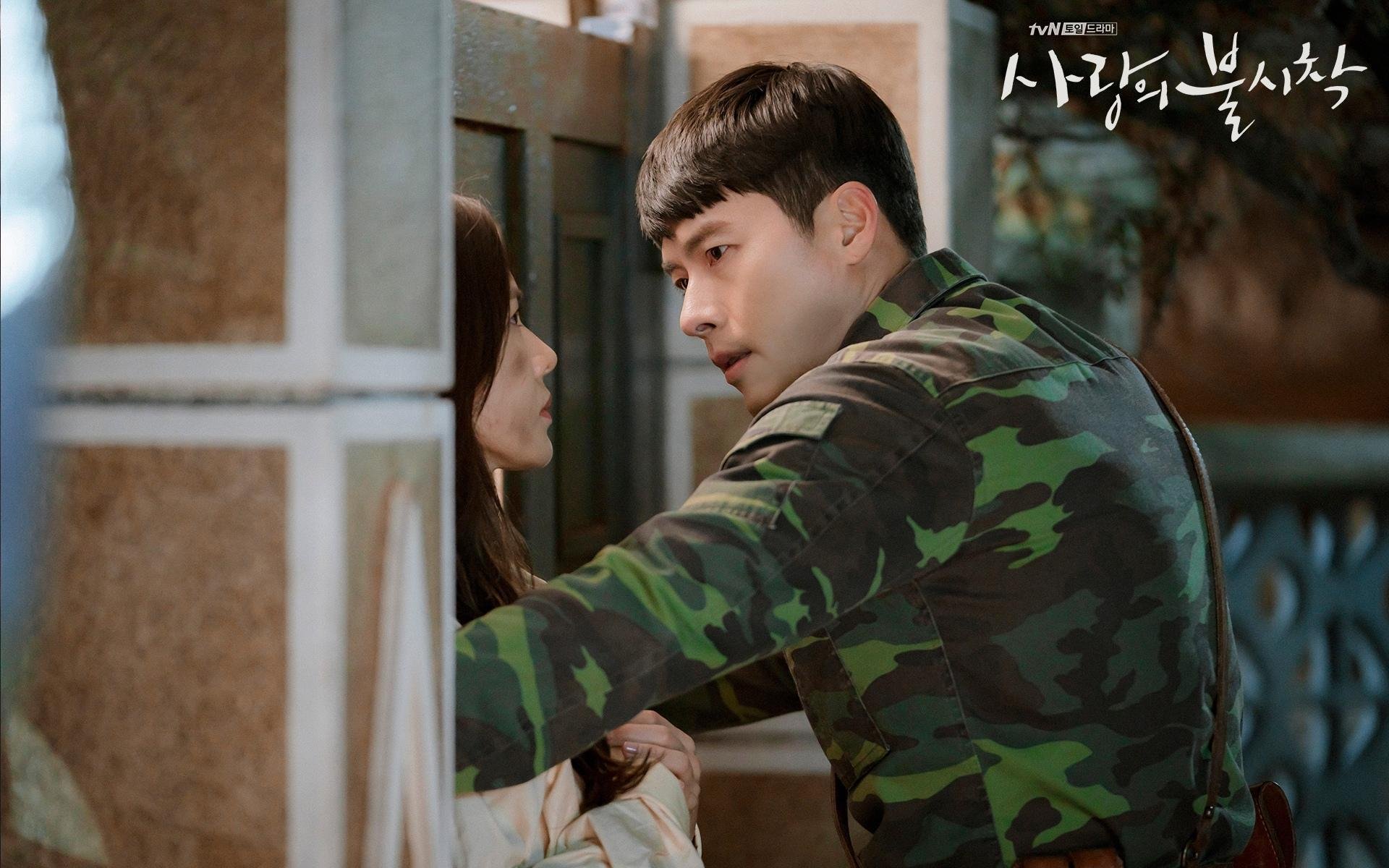 看到这个充满矛盾张力的关键词组合,我理解您需要一篇将不同领域元素创造性融合的文章。为您构思如下