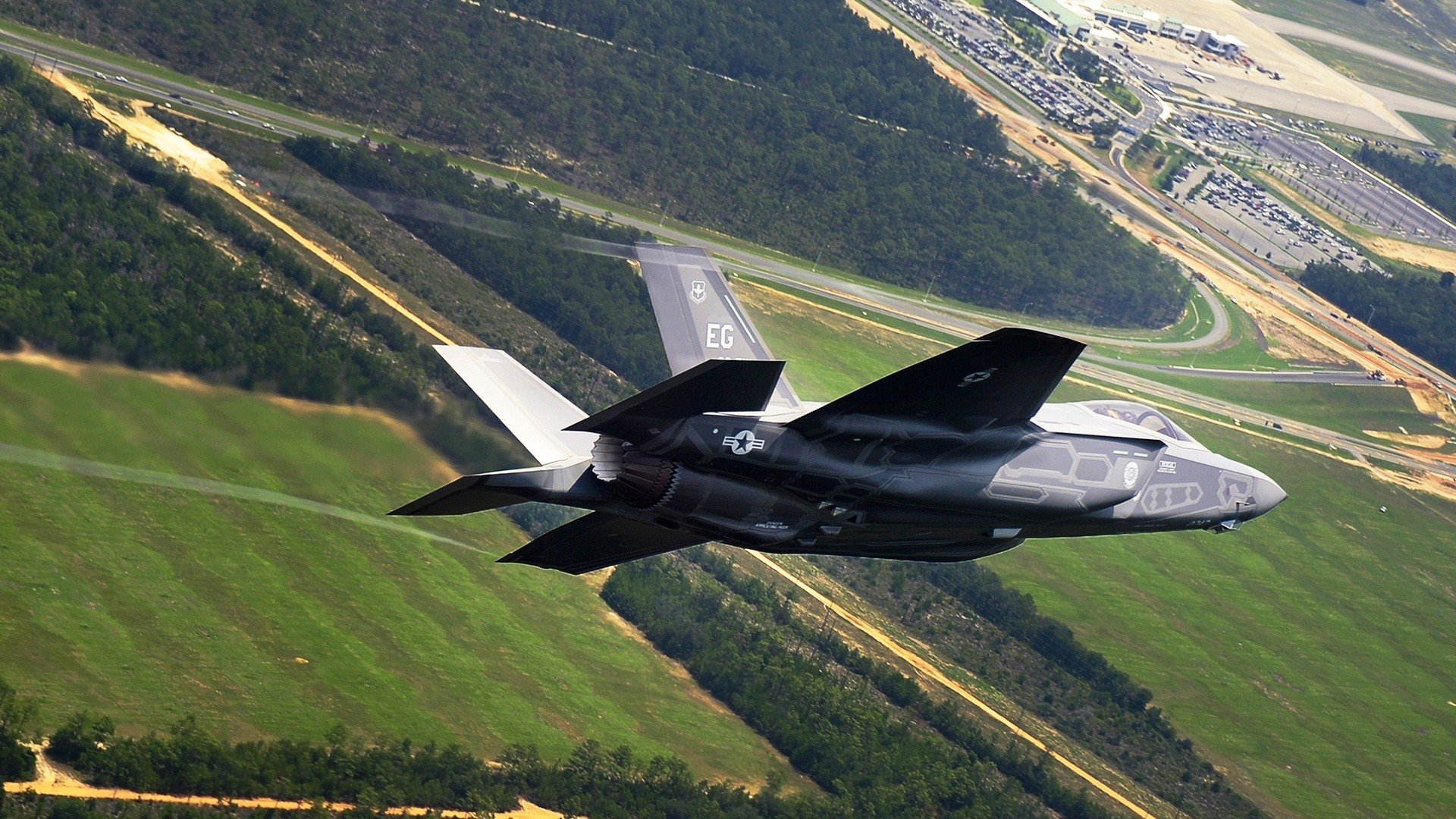 关键先生！詹姆斯末节14分导演逆转，火箭死里逃生擒活塞